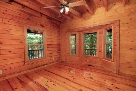 857 Talking Rock Falls NE Jasper GA 30143