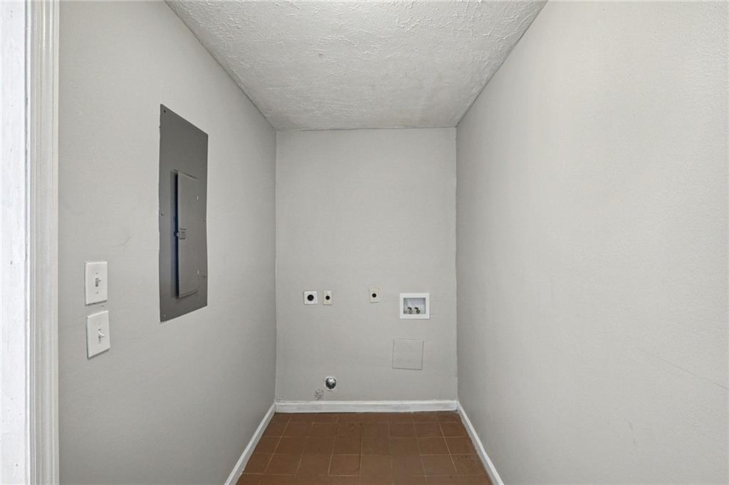 2903 Blount Street East Point GA 30344