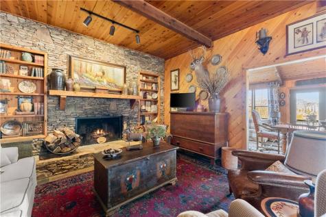 62 High Ridge Cleveland GA 30528