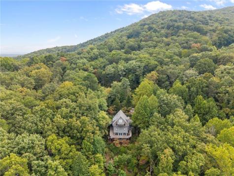 62 High Ridge Cleveland GA 30528