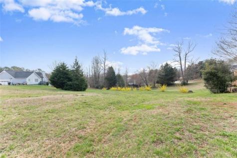 63/77 Angel Lane Cleveland GA 30528