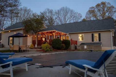 141 Chambers Mountain Mineral Bluff GA 30559