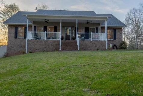 141 Chambers Mountain Mineral Bluff GA 30559