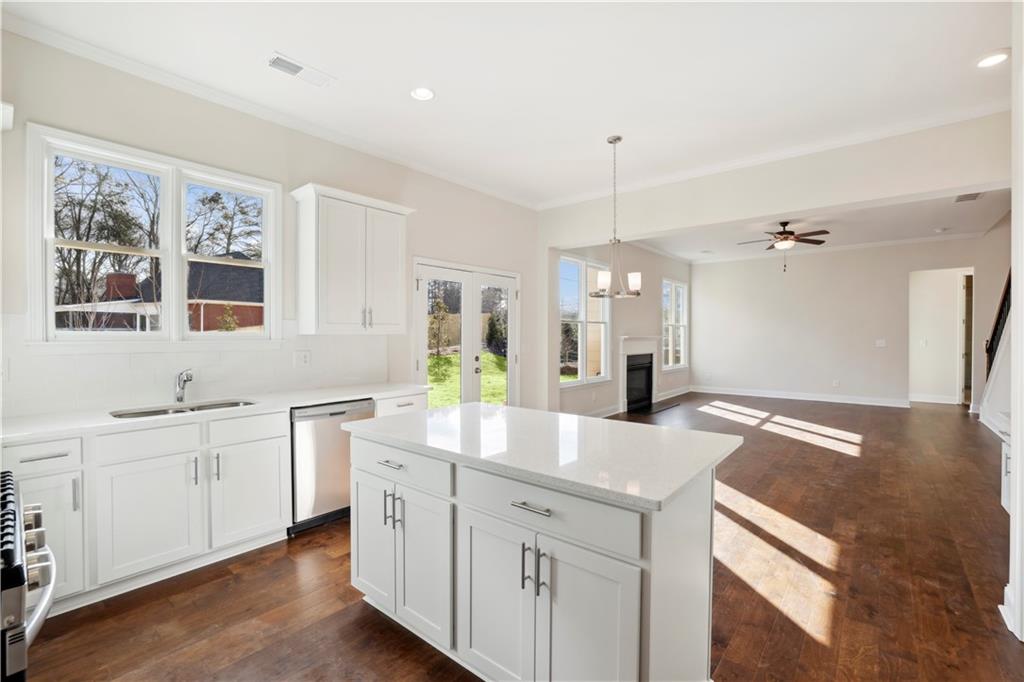 5927 Creek Indian Drive Sugar Hill GA 30518