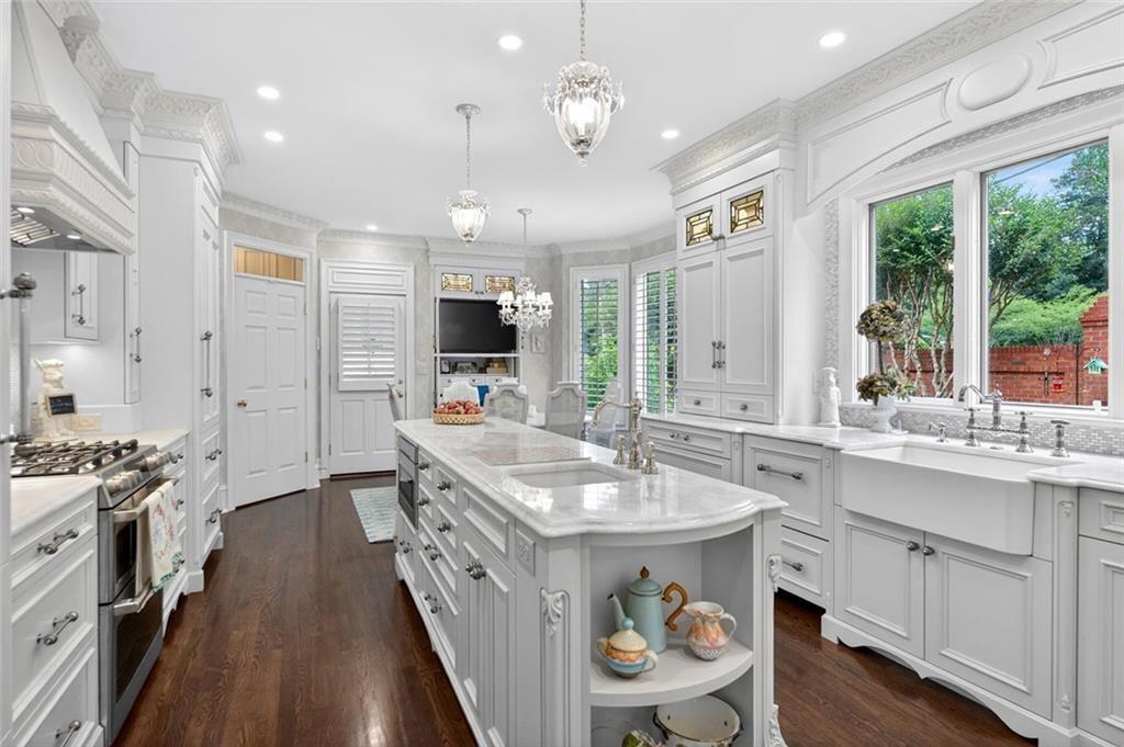 5327 Claridge Square Dunwoody GA 30338