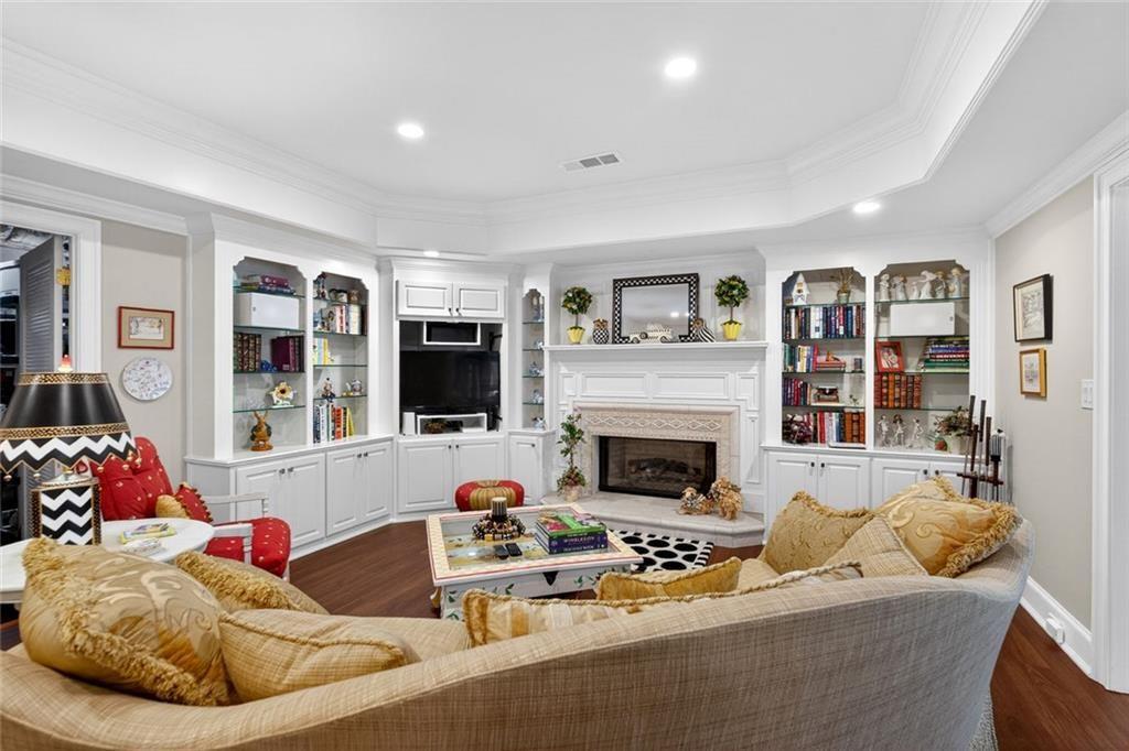5327 Claridge Square Dunwoody GA 30338