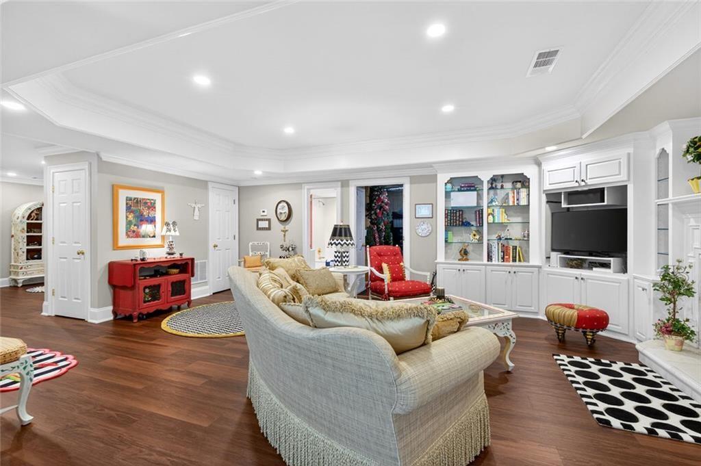 5327 Claridge Square Dunwoody GA 30338