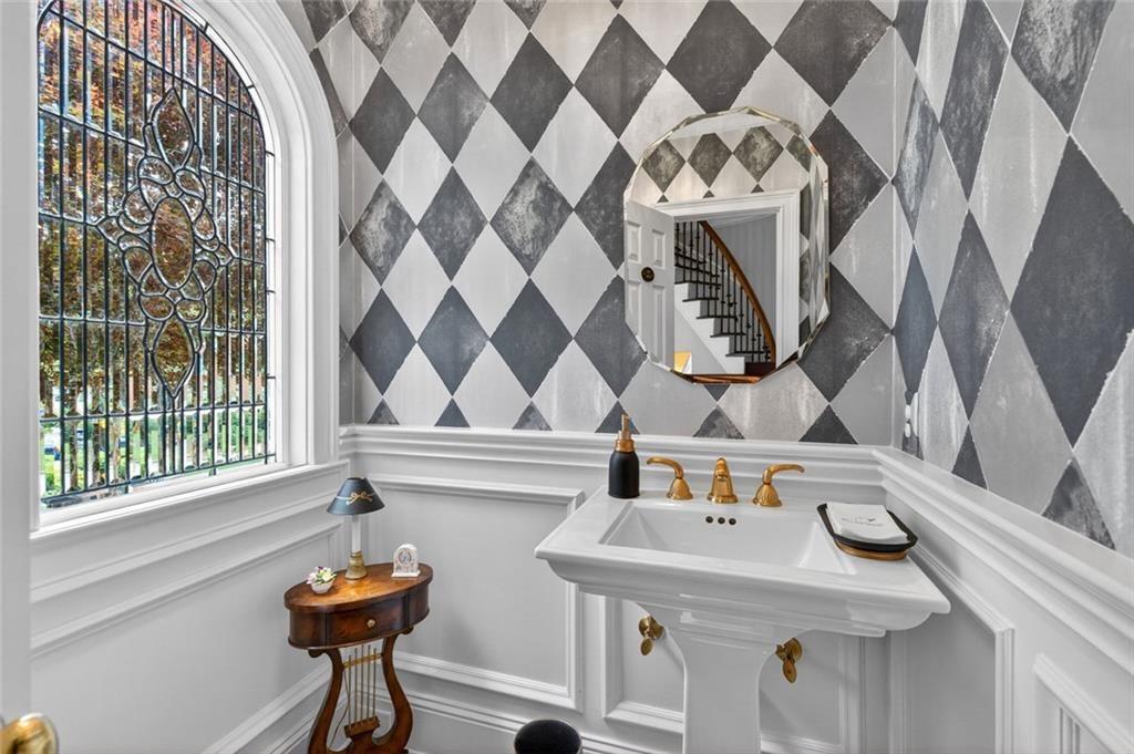 5327 Claridge Square Dunwoody GA 30338