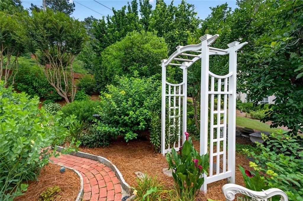 5327 Claridge Square Dunwoody GA 30338