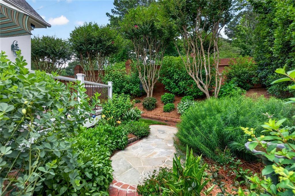 5327 Claridge Square Dunwoody GA 30338
