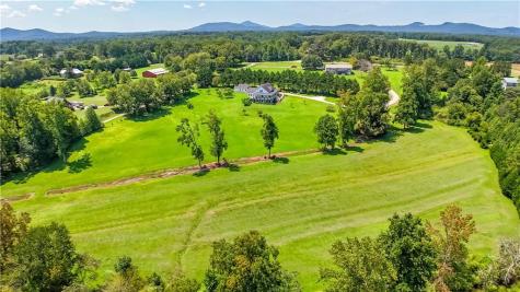 2011 Lothridge Road Cleveland GA 30528