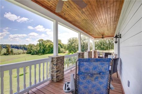 2011 Lothridge Road Cleveland GA 30528