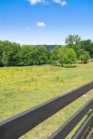 91 Magnificent Way Cleveland GA 30528