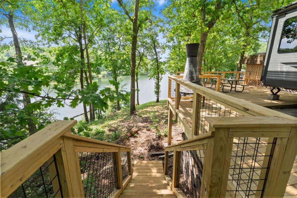 91 Magnificent Way Cleveland GA 30528
