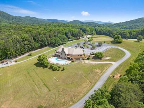 91 Magnificent Way Cleveland GA 30528