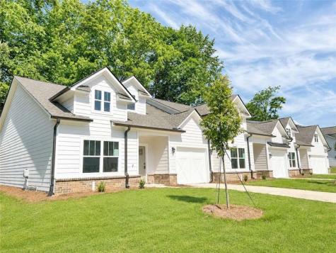 74 Village Court Cleveland GA 30528