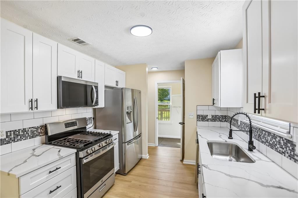 6839 Silver Maple Drive Rex GA 30273