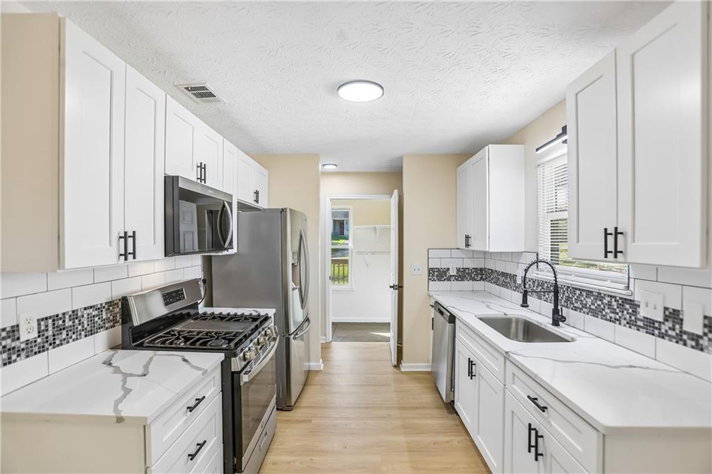 6839 Silver Maple Drive Rex GA 30273