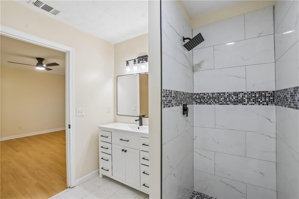 6839 Silver Maple Drive Rex GA 30273