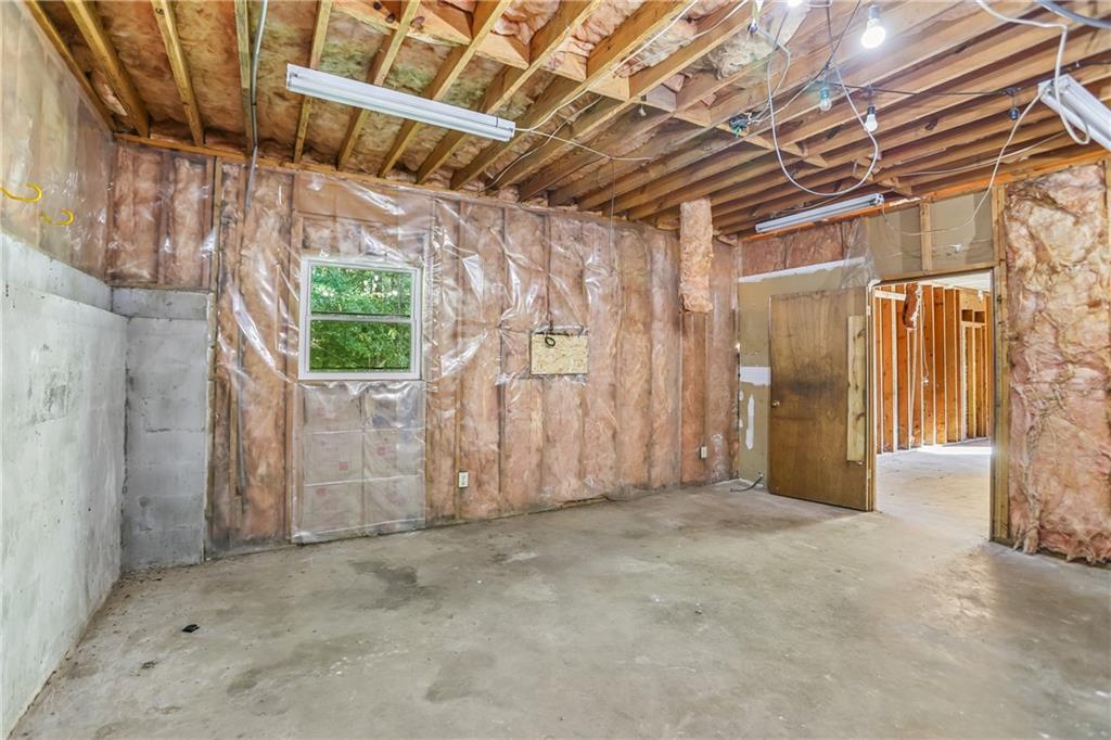 6839 Silver Maple Drive Rex GA 30273