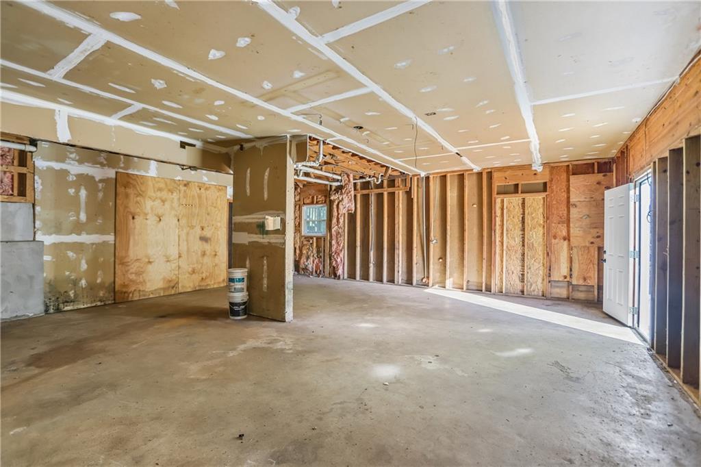 6839 Silver Maple Drive Rex GA 30273