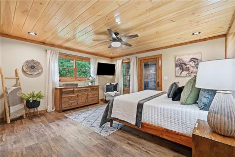 4687 Murphy Highway Mineral Bluff GA 30559