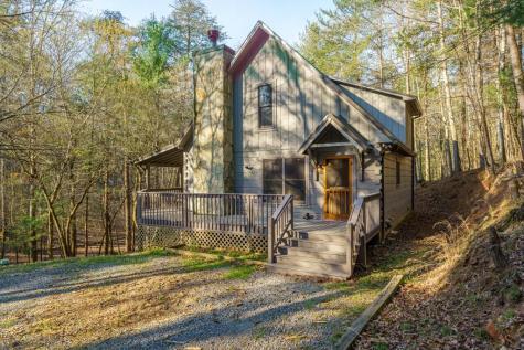 19 Blackberry Falls Lane Ellijay GA 30536