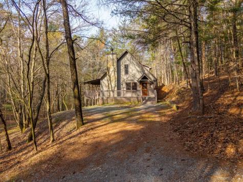 19 Blackberry Falls Lane Ellijay GA 30536