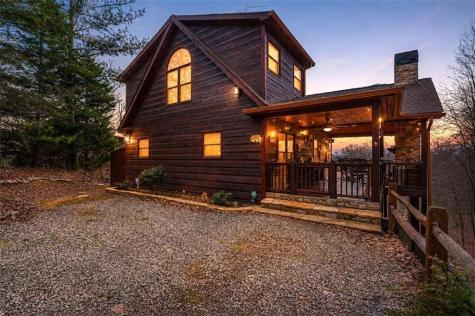 Homes with a Basement in Blue Ridge GA