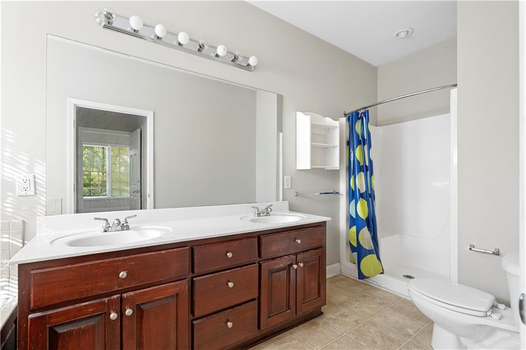 56 Edgar Drive Commerce GA 30529