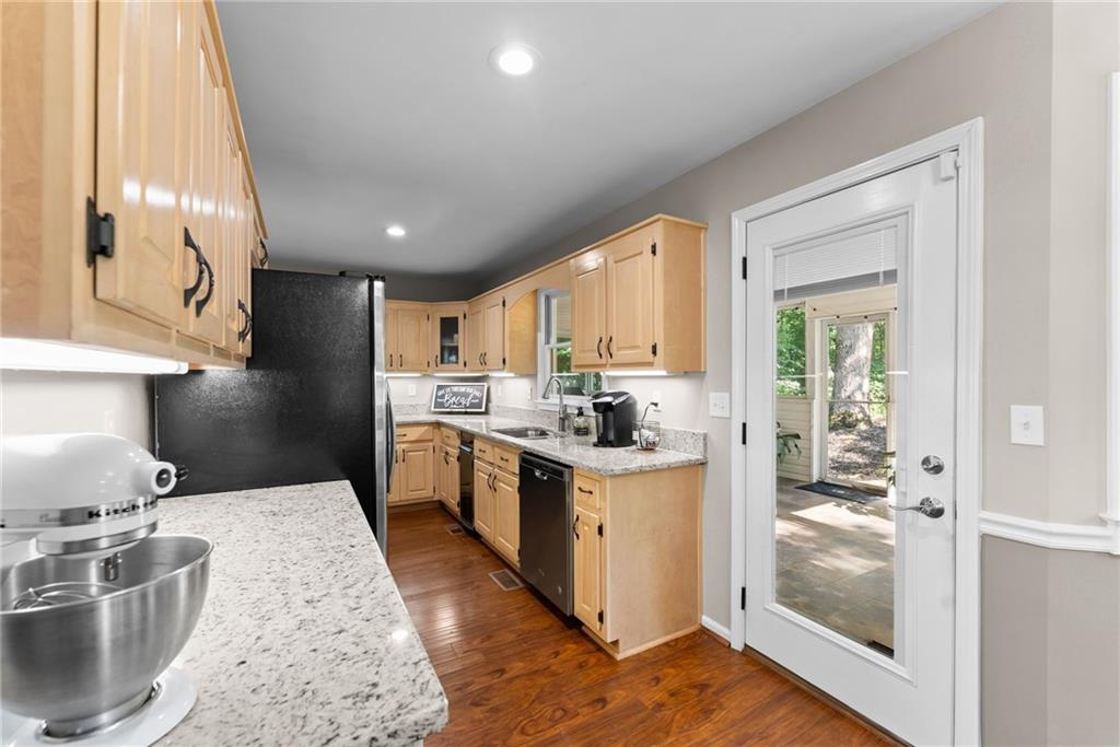 9724 Elliott Family Parkway Dawsonville GA 30536
