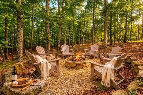 480 Pasha Drive Ellijay GA 30540