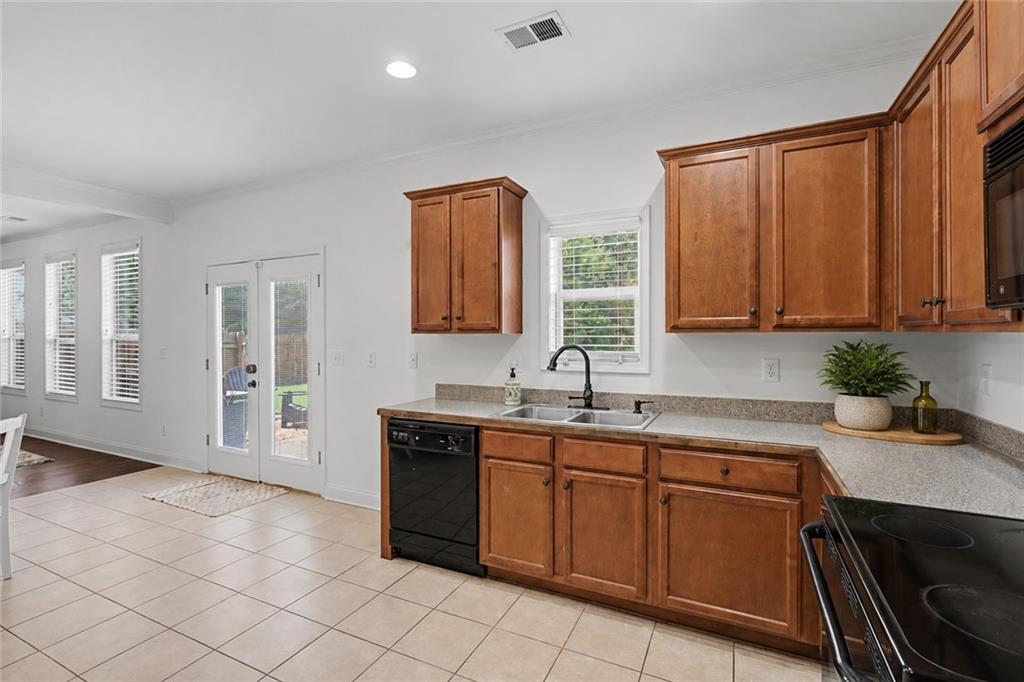 17 Redwood Drive Adairsville GA 30103