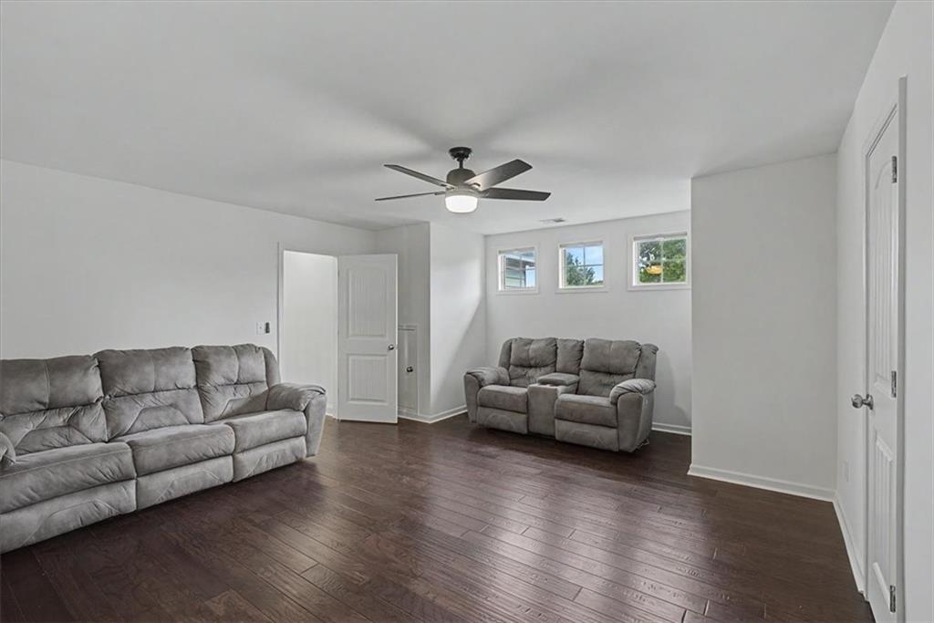 17 Redwood Drive Adairsville GA 30103