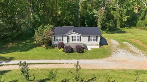 113 Lonesome Pond Road Cleveland GA 30528