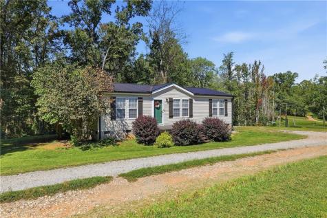 113 Lonesome Pond Road Cleveland GA 30528