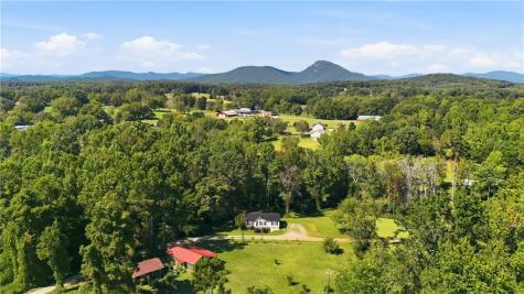 113 Lonesome Pond Road Cleveland GA 30528