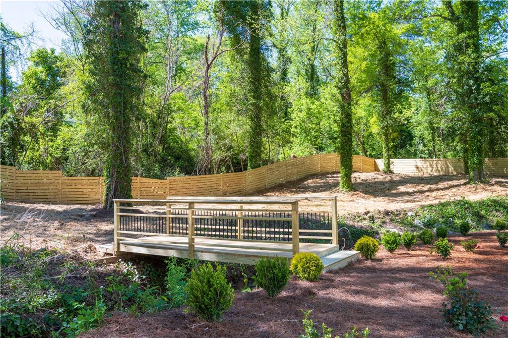 1677 North Avenue NW Atlanta GA 30318