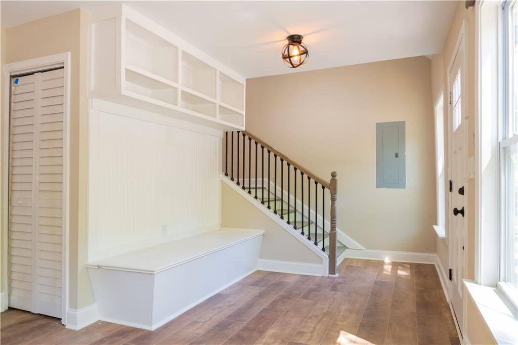 1677 North Avenue NW Atlanta GA 30318