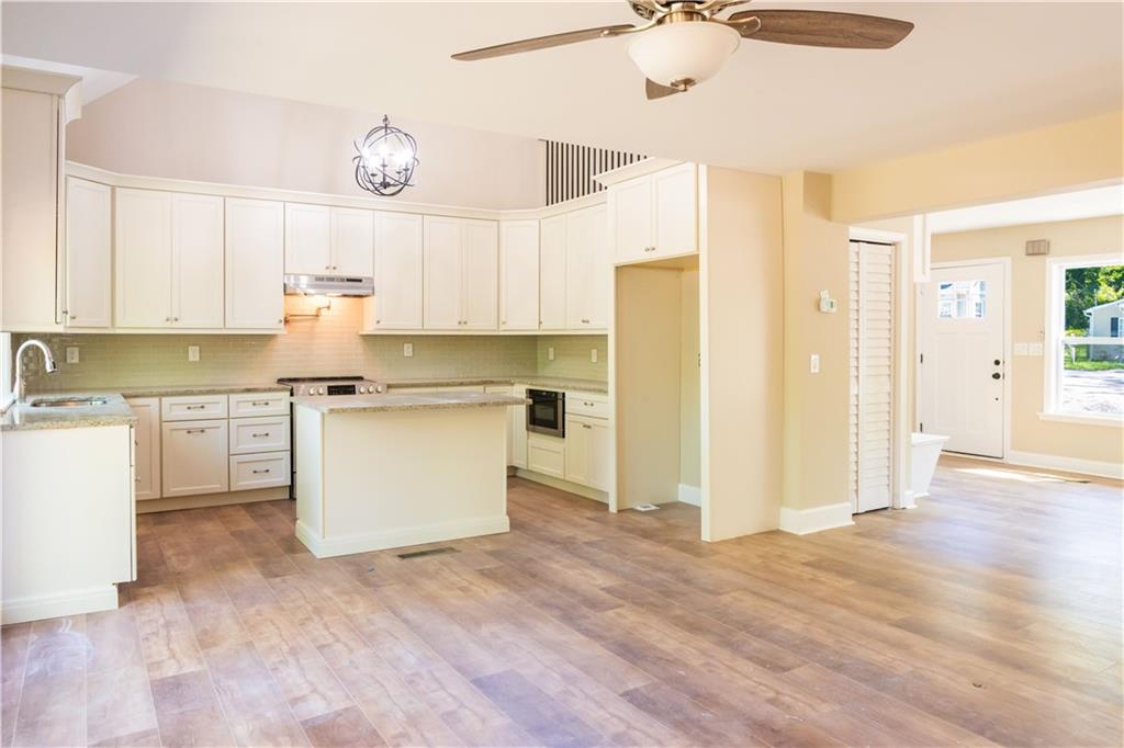 1677 North Avenue NW Atlanta GA 30318