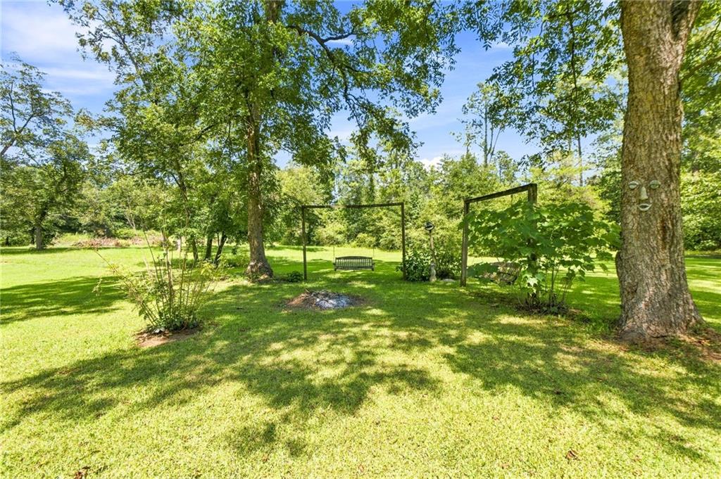 169 Silver Dollar Road Barnesville GA 30204