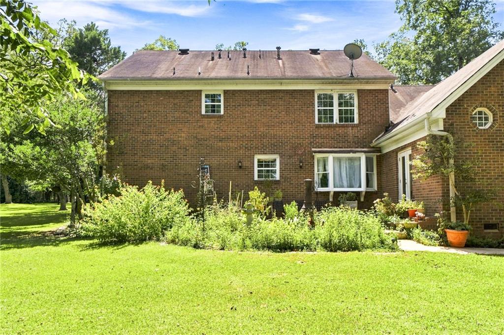 169 Silver Dollar Road Barnesville GA 30204
