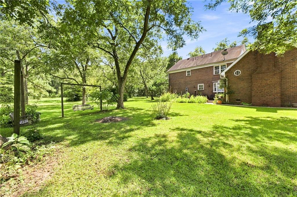 169 Silver Dollar Road Barnesville GA 30204