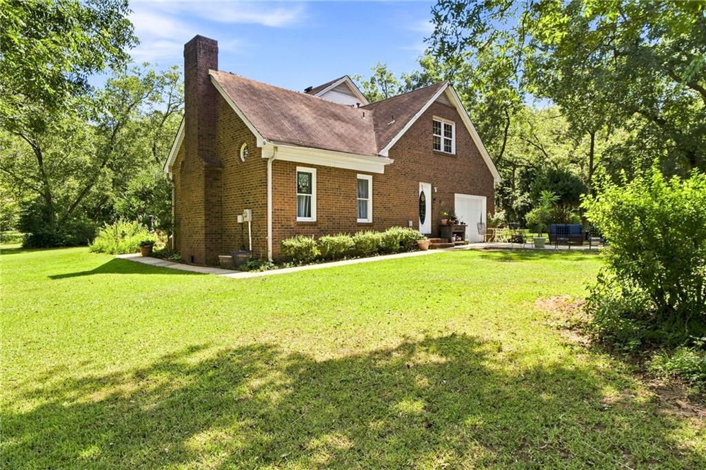 169 Silver Dollar Road Barnesville GA 30204