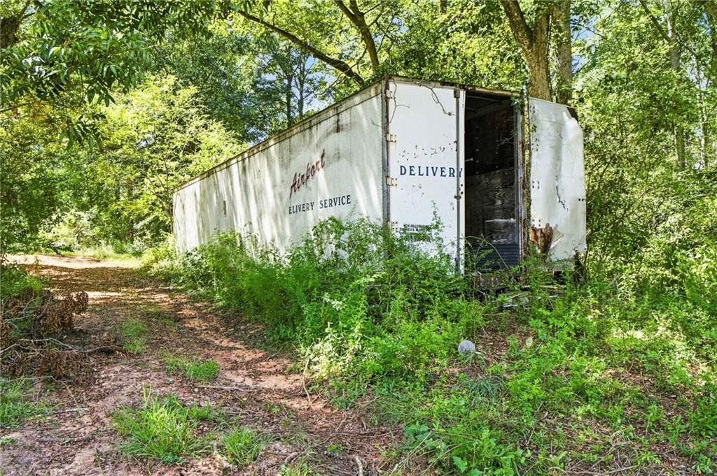 169 Silver Dollar Road Barnesville GA 30204