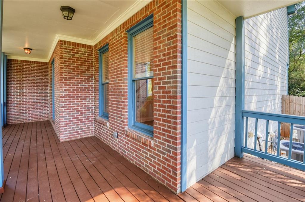 1176 Michael Lane Decatur GA 30033