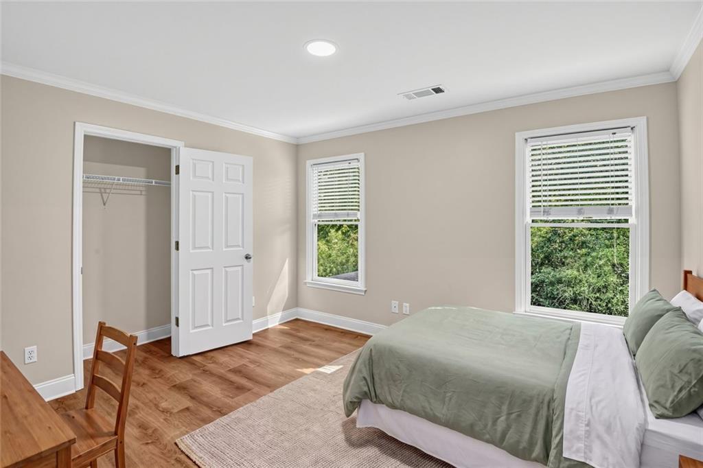 1176 Michael Lane Decatur GA 30033