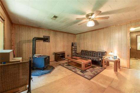 132 Mockingbird Lane Mccaysville GA 30555