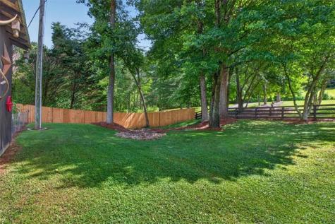 40 Cricket Walk Drive Talking Rock GA 30175