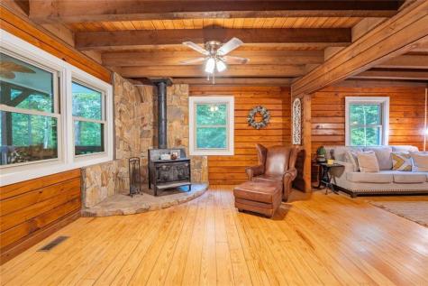 465 Waters Edge Drive Clarkesville GA 30523